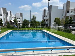 Departamento en venta con 3 recámaras en privada con amenidades