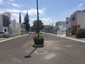 Terreno en Venta en Sonterra, dentro de privada con amenidades