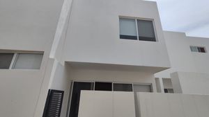 CASA EN VENTA EN RESIDENCIAL LA CANTERA III, VILLA DE POZOS, S.L.P.