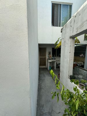 CASA EN VENTA PARA INVERSION EN COLONIA LA ROMA, MONTERREY NUEVO LEON