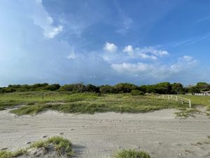 TERRENO EN ORILLA DE PLAYA DE PUERTO ARISTA