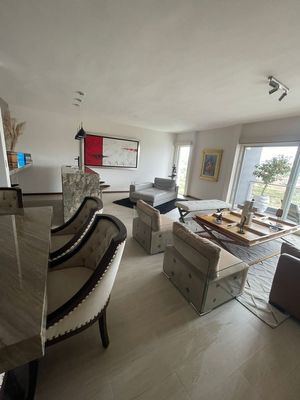 PENTHOUSE EN VENTA JURIQUILLA SIN MUEBLES