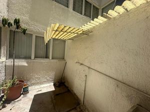 DEPARTAMENTO EN VENTA EN CHAPALITA PARA REMODELAR