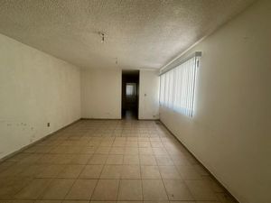 DEPARTAMENTO EN VENTA EN CHAPALITA PARA REMODELAR