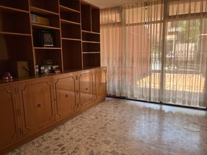 OPORTUNIDAD CASA A LA VENTA PARA REMODELAR