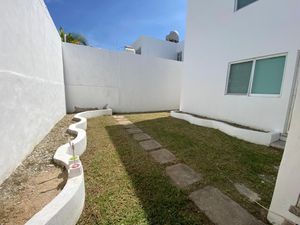 Casa en renta en privada  Arboleda en Campeche