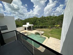 CASA RESIDENCIAL MODERNA EN PRIVADA CAMPECHE HILLS