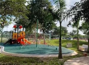 TERRENO EN PRIVADA OASIS DENTRO DEL YUCATAN COUNTRY CLUB