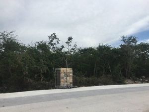 TERRENO EN ESQUINA EN PRIVADA PASEOS COUNTRY EN CALLE CERRADA EN ETAPA 1