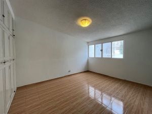 Se Vende Casa con Terraza