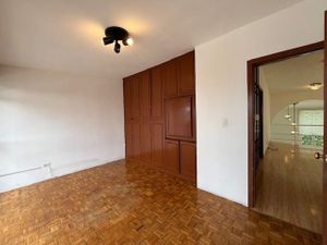 Se Vende Casa con Terraza