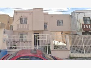 Casa en Venta en Las Fuentes Colonial Reynosa