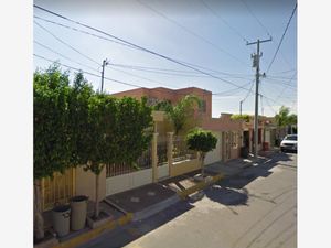 Casa en Venta en Los Encinos Nuevo Laredo