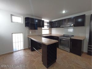 Casa en Venta en San Mateo Otzacatipan Toluca