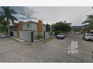 Casa en Venta en Residencial Fluvial Vallarta Puerto Vallarta