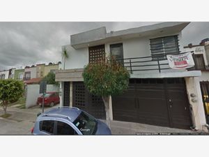 Casa en Venta en Balcones de la Presa León