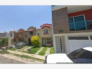 Casa en Venta en Paseos de Santiago Tonalá