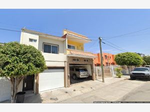 Casa en Venta en Hacienda Acueducto Tijuana