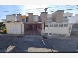 Casa en Venta en El Campesino San Pedro Tlaquepaque