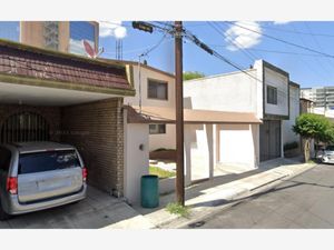 Casa en Venta en La Primavera Monterrey