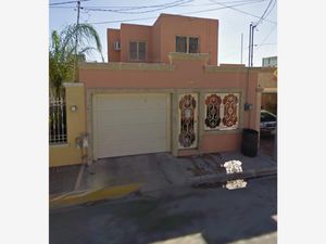 Casa en Venta en Los Encinos Nuevo Laredo