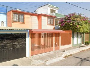 Casa en Venta en Jardines de Morelos Sección Bosques Ecatepec de Morelos