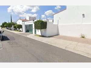 Casa en Venta en Los Girasoles Querétaro