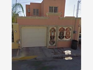 Casa en Venta en Los Encinos Nuevo Laredo