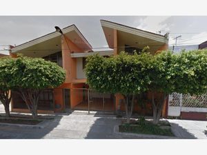 Casa en Venta en Insurgentes 1a Secc Guadalajara