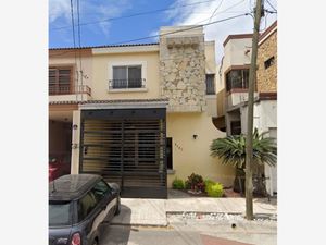 Casa en Venta en Portal de Cumbres Monterrey