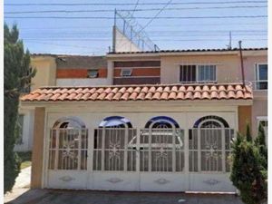 Casa en Venta en Jardines del Nilo Guadalajara