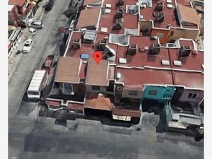 Casa en Venta en Parques Del Nilo Guadalajara