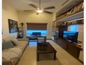 Casa en Venta en Valle Dorado Ensenada