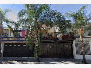 Casa en Venta en Lagos de Oriente Guadalajara