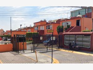 Casa en Venta en Valle de las Pirámides Tlalnepantla de Baz