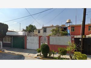 Casa en Venta en Jardines de Morelos Sección Bosques Ecatepec de Morelos