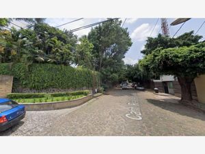 Casa en Venta en Jardines de Ahuatepec Cuernavaca