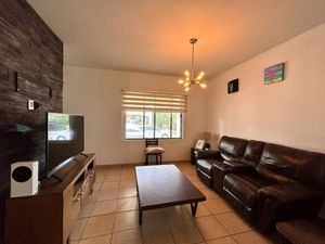 Casa en Venta en Villa California con Excedente