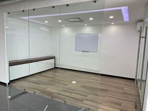 Renta de Oficina Crédito Constructor | 152 m2 | Acondicionada