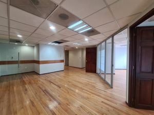 Renta de Oficina Anzures | 225 m2 | Acondicionada