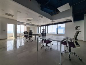 Renta de Oficina Del Valle | 180 m2 | Acondicionada