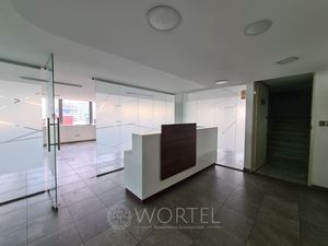 Renta de Oficina Del Valle | 190 m2 | Acondicionada