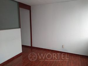 Renta de Oficina Del Valle | 80 m2 | Acondicionada