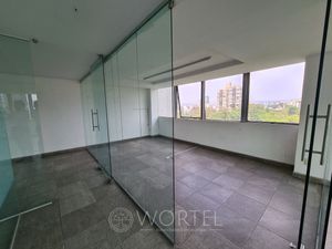 Renta de Oficina Del Valle | 190 m2 | Acondicionada