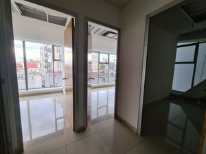 Renta de Oficina Roma | 128 m2 | Acondicionada