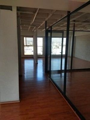 Renta de Oficina Del Valle | 160 m2 | Acondicionada