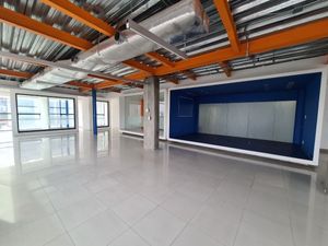 Renta de Oficina Del Valle | 300 m2 | Acondicionada