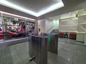 Renta de Oficina Del Valle | 283 m2 | Acondicionada