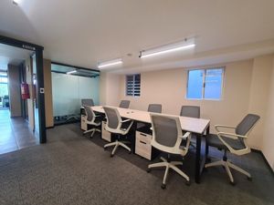 Renta de Oficina Polanco | 7 personas | Amueblada