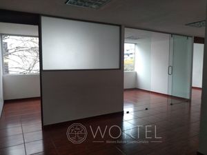 Renta de Oficina Del Valle | 80 m2 | Acondicionada